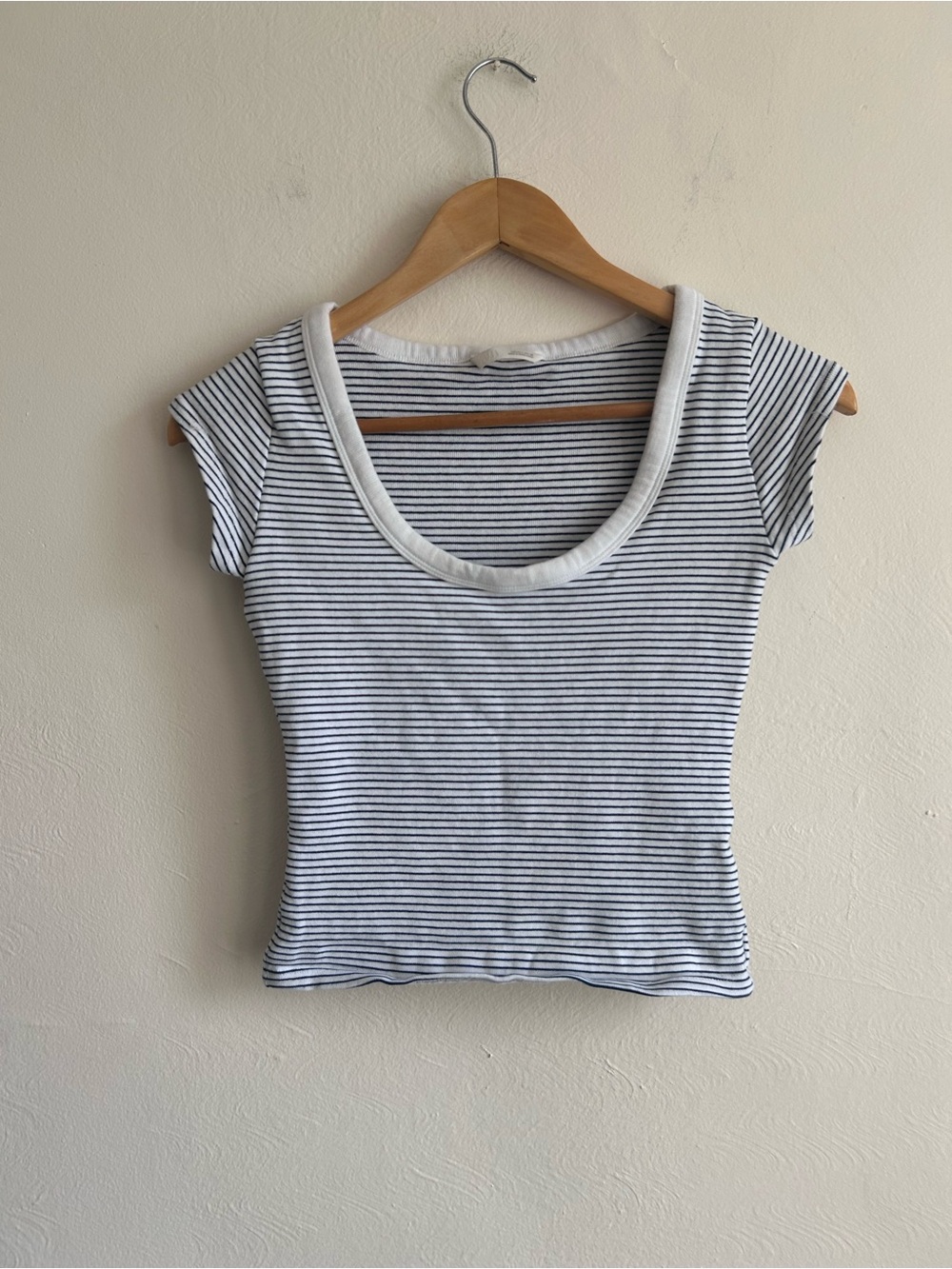 Zara Ribbed Striped Baby Tee — Size L (EUR/USA L, MEX 30)